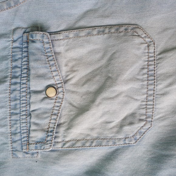 Size XL 44-47" Vintage Light Blue Short Sleeve Denim Shirt - Picture 2 of 9